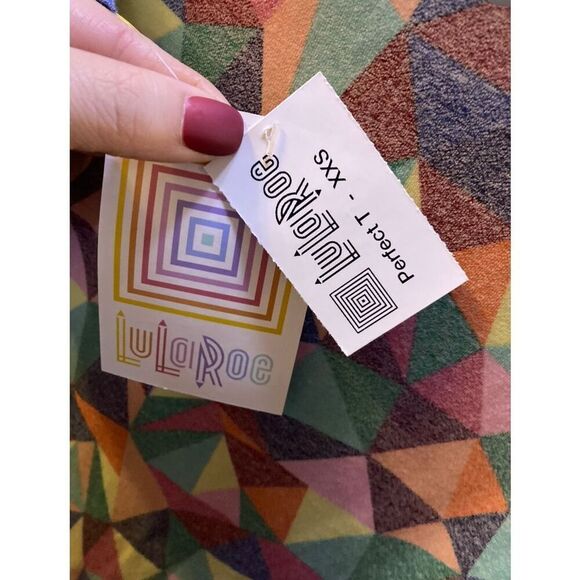 💕3/$30💕 LuLaRoe Perfect T Size XXS - Picture 6 of 8